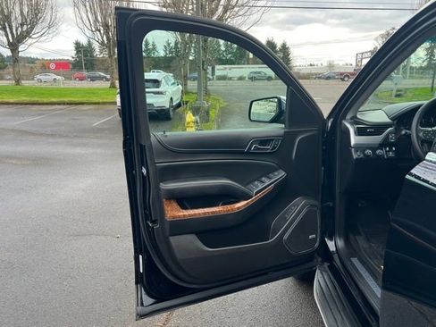 Used 2015 Chevrolet Tahoe LTZ image 23