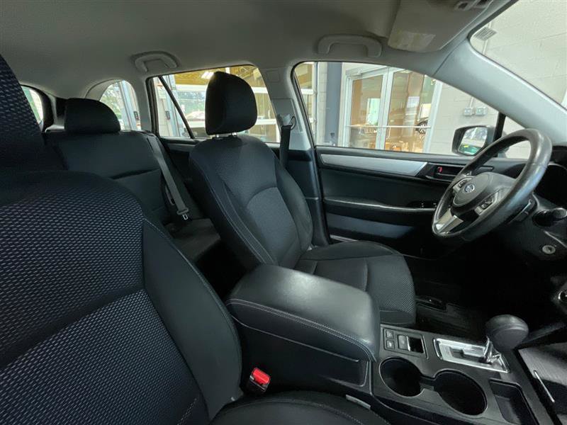 Used 2016 Subaru Outback 2.5i AWD/4WD image 28