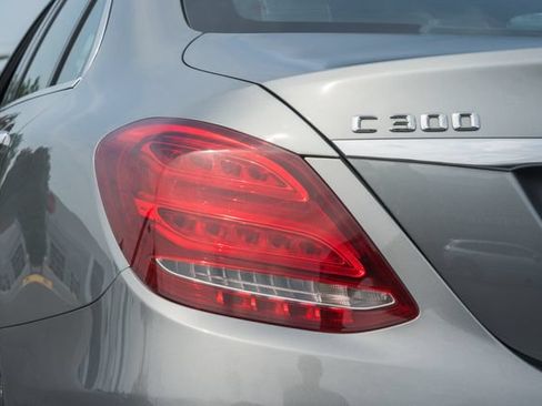 Used 2015 Mercedes-Benz C 300 4MATIC Sedan image 7