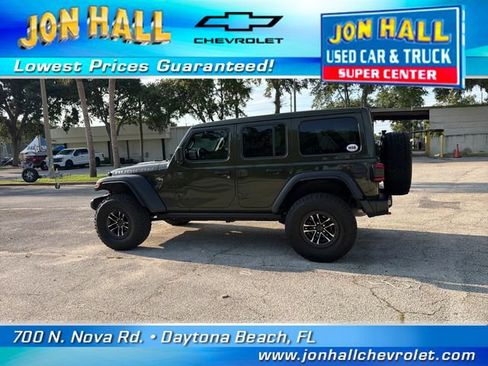 Used 2024 Jeep Wrangler Unlimited Rubicon w/ XTREMEE 35" Tire Package AWD/4WD image 4