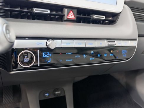 Used 2023 Hyundai Ioniq 5 Limited AWD/4WD image 16
