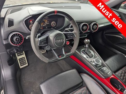 Used 2019 Audi TT RS w/ Technology Package image 2
