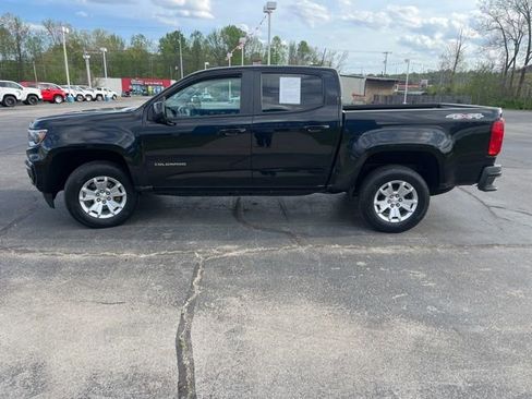 Used 2022 Chevrolet Colorado LT w/ LT Convenience Package image 4