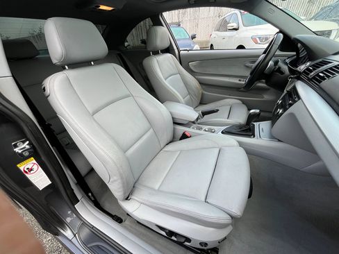 Used 2008 BMW 135i Coupe image 11