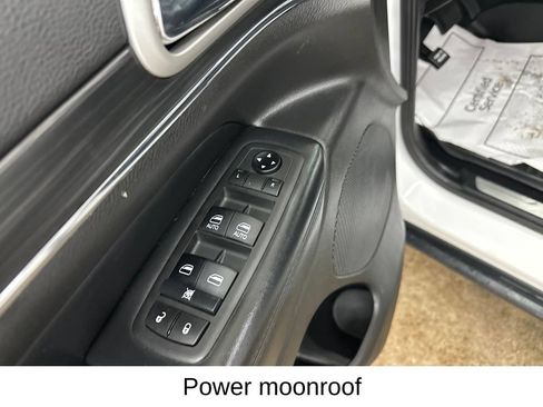 Used 2021 Jeep Grand Cherokee Limited AWD/4WD image 38