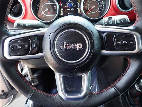 Used 2018 Jeep Wrangler Unlimited Rubicon AWD/4WD image 15