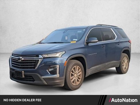 Used 2023 Chevrolet Traverse LT FWD image 1