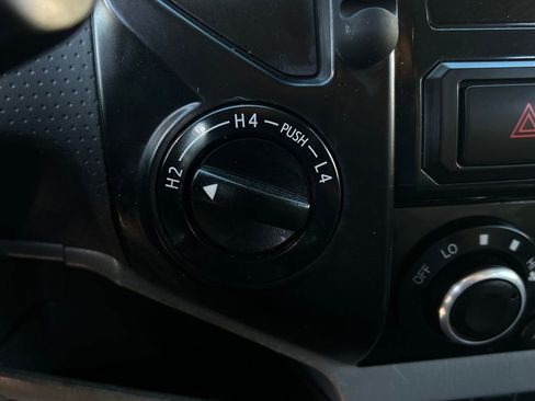 Used 2013 Toyota Tacoma Base V6 w/ Convenience Pkg image 31