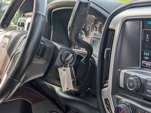 Used 2017 GMC Sierra 1500 SLT w/ SLT Premium Package AWD/4WD image 30
