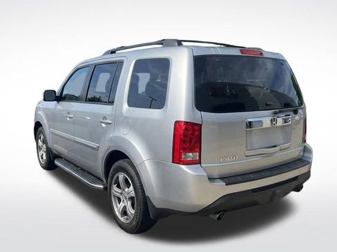 Used 2015 Honda Pilot LX image 4