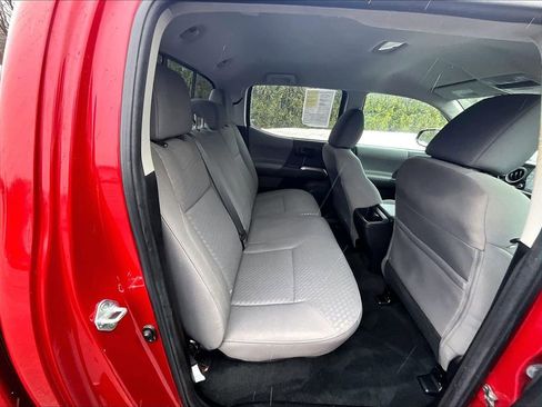 Used 2023 Toyota Tacoma SR5 AWD/4WD image 16
