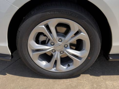 New 2026 Honda Accord LX image 9