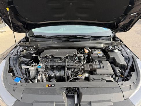 Used 2025 Kia K4 LXS image 33