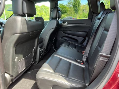 Used 2020 Jeep Grand Cherokee Limited AWD/4WD image 4