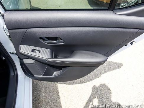 Used 2025 Nissan Sentra S FWD image 23