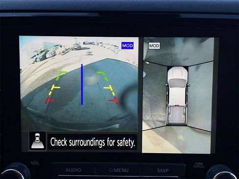 Used 2023 Nissan Frontier PRO-4X w/ Pro-4X Premium Package image 12