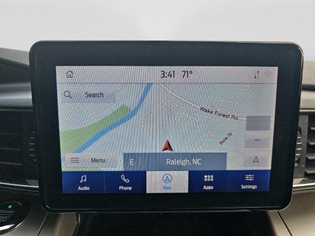 Used 2020 Ford Explorer XLT w/ Equipment Group 202A RWD image 27