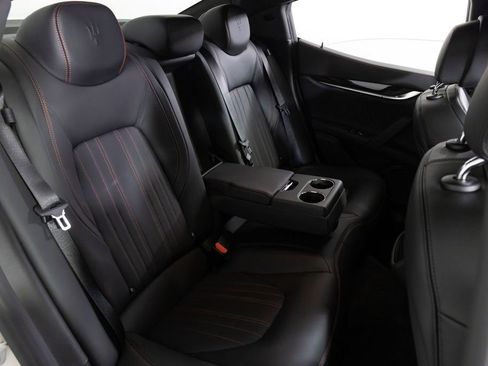 Used 2023 Maserati Ghibli Modena image 32