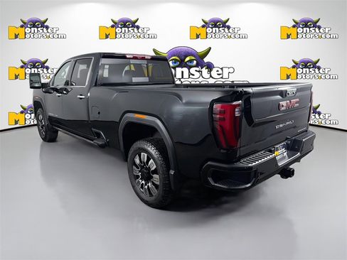 Used 2025 GMC Sierra 2500 Denali w/ Denali Reserve Package image 7