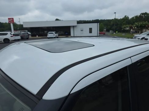 Used 2012 Land Rover Range Rover Sport HSE AWD/4WD image 13