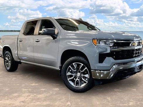 Used 2024 Chevrolet Silverado 1500 LT image 1