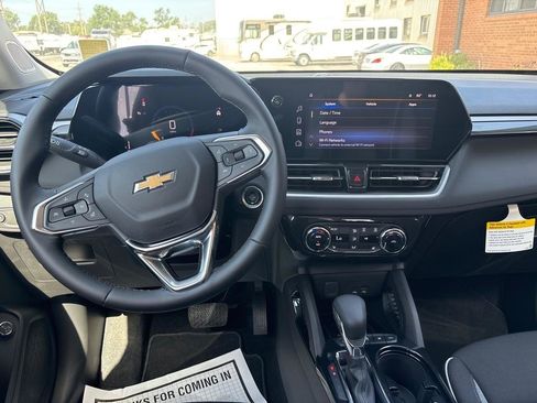 Used 2026 Chevrolet TrailBlazer LT w/ Convenience Package AWD/4WD image 24