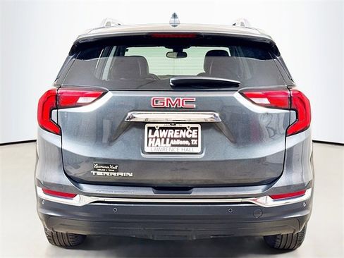 Used 2021 GMC Terrain SLT image 5