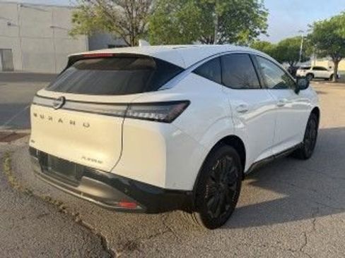 Used 2025 Nissan Murano Platinum w/ Cargo Package image 7