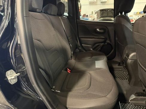 Certified 2017 Jeep Renegade Altitude AWD/4WD image 15