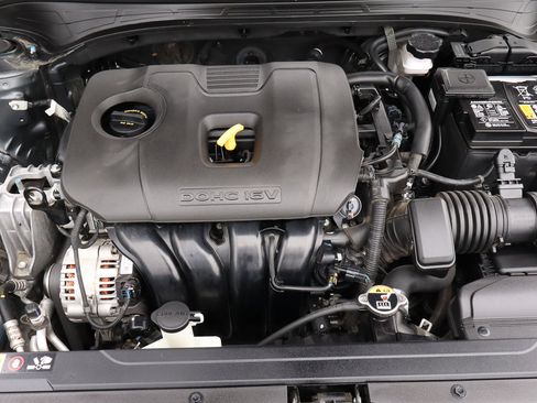 Used 2022 Kia Forte LXS w/ LXS Technology Package image 18