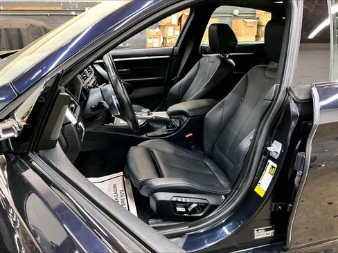 Used 2019 BMW 440i Gran Coupe w/ M Sport Package RWD image 27