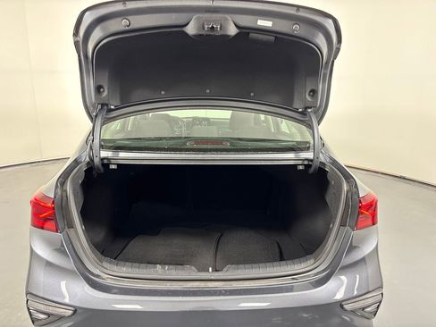 Used 2019 Kia Forte S image 30