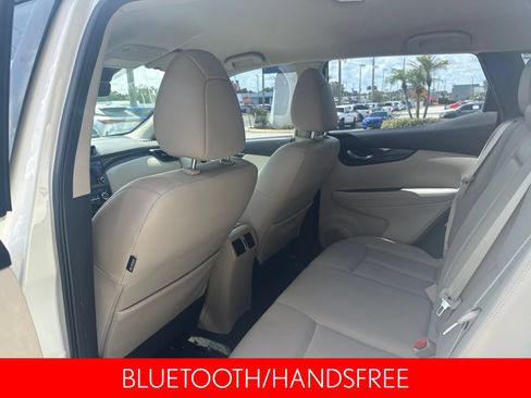 Used 2019 Nissan Rogue Sport SL FWD image 12