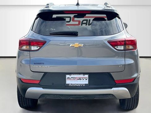 Used 2024 Chevrolet TrailBlazer LT w/ Convenience Package FWD image 6