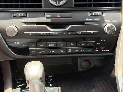 Used 2015 Lexus RX 450h AWD w/ Luxury Package image 33