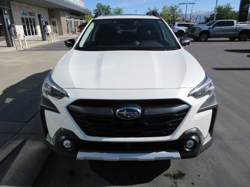 Used 2023 Subaru Outback Limited XT AWD/4WD image 15