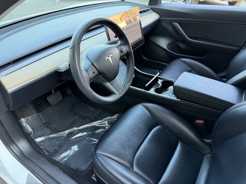 Used 2020 Tesla Model 3 Standard Range Plus image 25