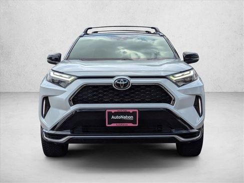 Used 2025 Toyota RAV4 XSE w/ Weather Package AWD/4WD image 2