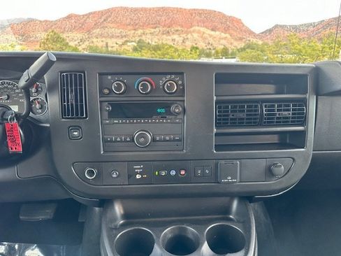 Used 2020 Chevrolet Express 2500 LT w/ LT Preferred Equipment Group image 14