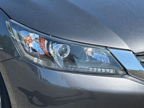 Used 2014 Honda Accord LX image 12