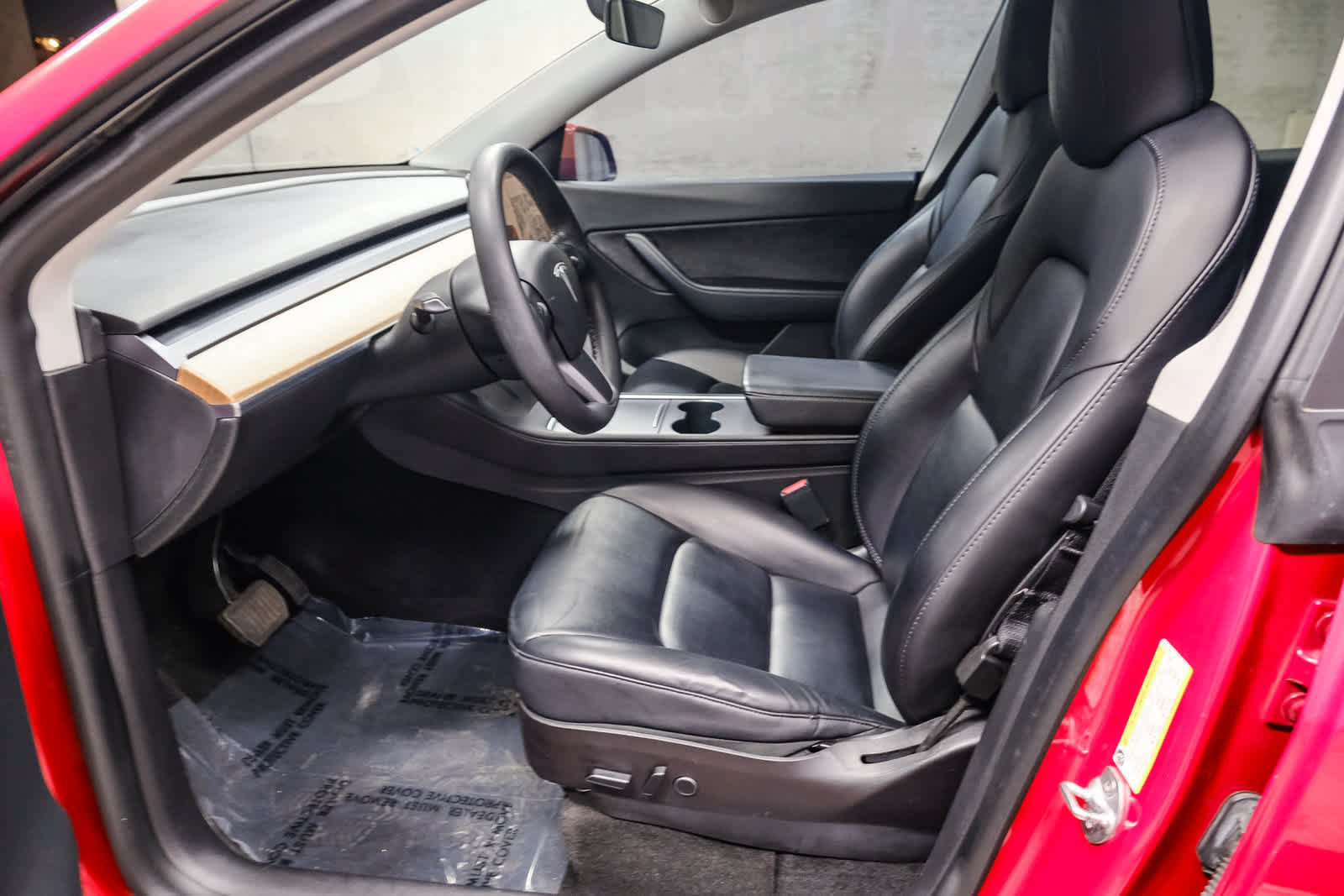 Used 2022 Tesla Model Y Long Range AWD/4WD image 23
