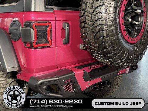 Used 2024 Jeep Wrangler Unlimited AWD/4WD image 11