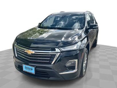 Used 2022 Chevrolet Traverse LT