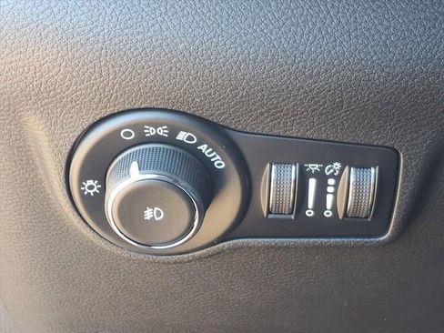 New 2026 Jeep Compass Latitude image 20