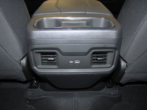 Used 2025 Chevrolet Silverado 1500 LT Trail Boss w/ Convenience Package II image 33