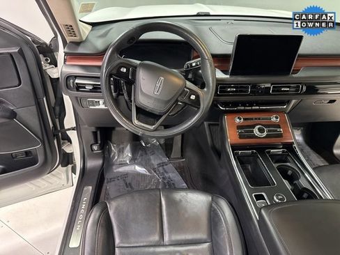 Used 2021 Lincoln Aviator Reserve w/ Elements Package Plus image 17