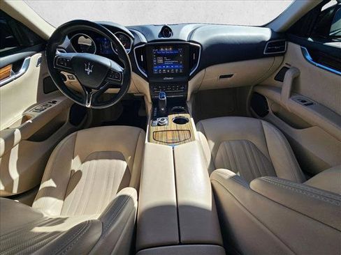 Used 2020 Maserati Ghibli S GranLusso image 13