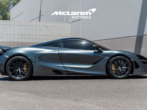 Used 2018 McLaren 720S Performance RWD image 8