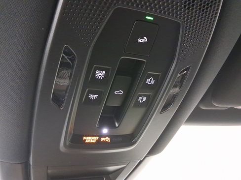 Used 2026 Porsche Cayenne Coupe AWD/4WD image 29