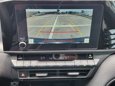 Used 2026 Toyota Camry SE w/ Convenience Package FWD image 15